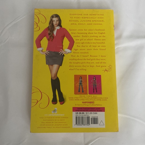 Pretty Little Liars - Picture 2 of 6